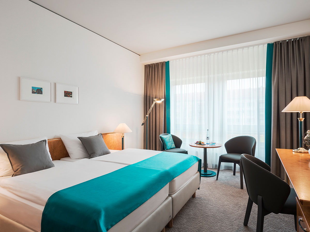 humorvolle Klassik erleben und im Dorint Hotel Dresden übernachten