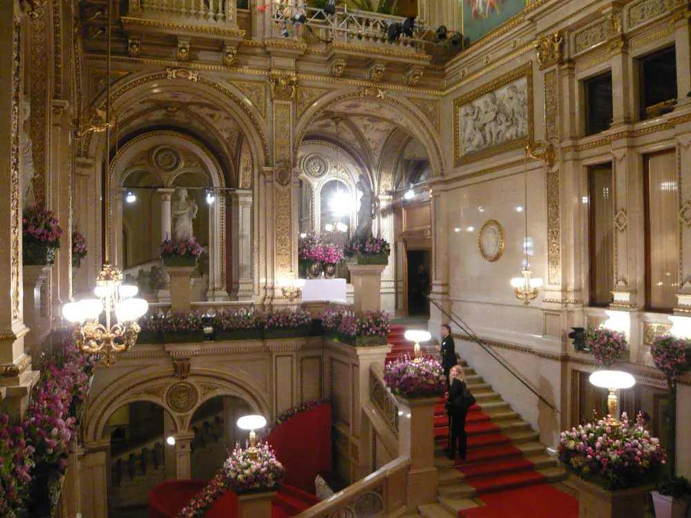 Wiener Staatsoper Treppenhaus