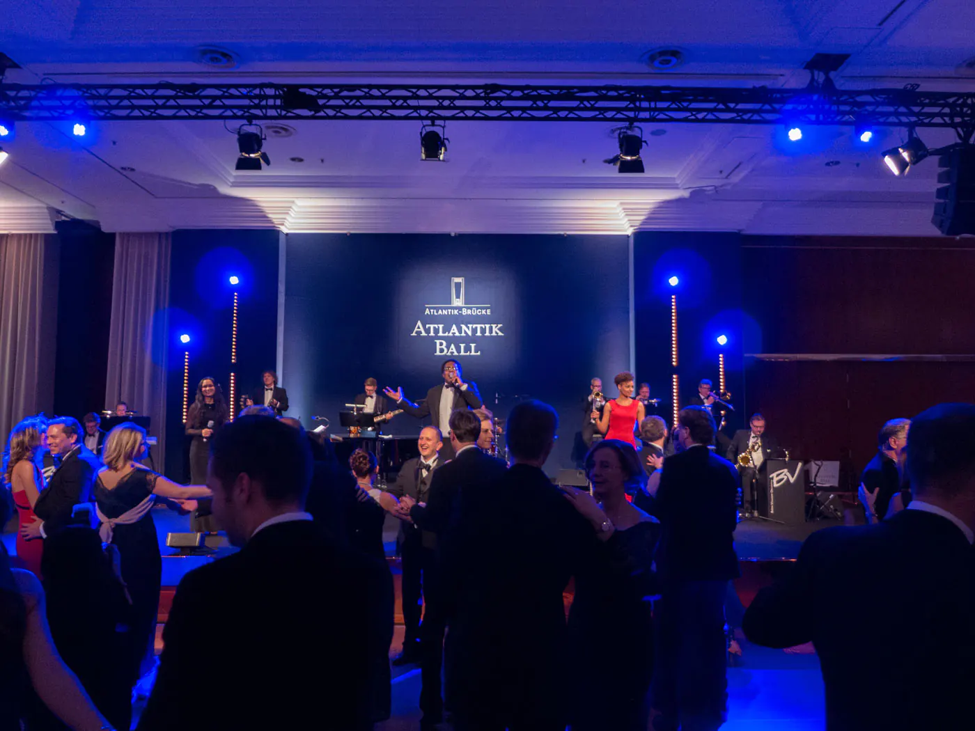 BJÖRN VÜLLGRAF ORCHESTRA beim Atlantik Ball in Berlin