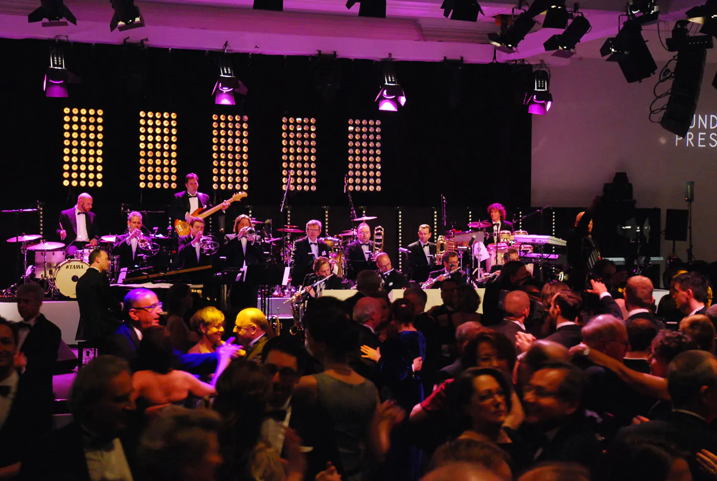 BJÖRN VÜLLGRAF ORCHESTRA beim Bundespresseball in Berlin